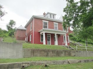 203 W 5th St, Hermann, MO 65041