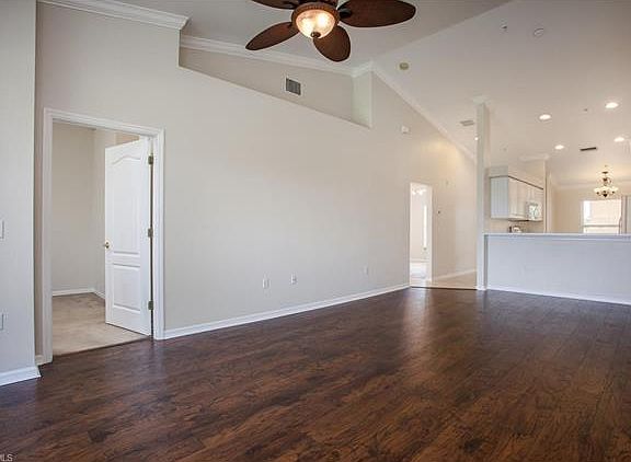 5th image of 20071 Barletta Ln Unit 2724