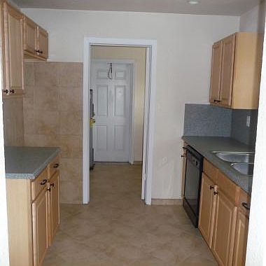 4th image of 1251 SW 10th Ter