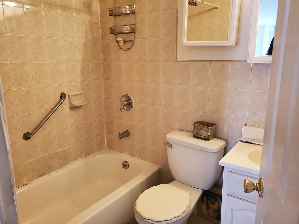 2nd image of 13214 Atlantic Ave Floor 2