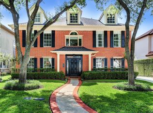 915 Mulberry Ln, Bellaire, TX 77401
