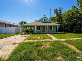 223 E Lincoln Ave, Lincoln, KS 67455