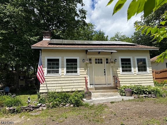 3rd image of 29 Lakeside Rd