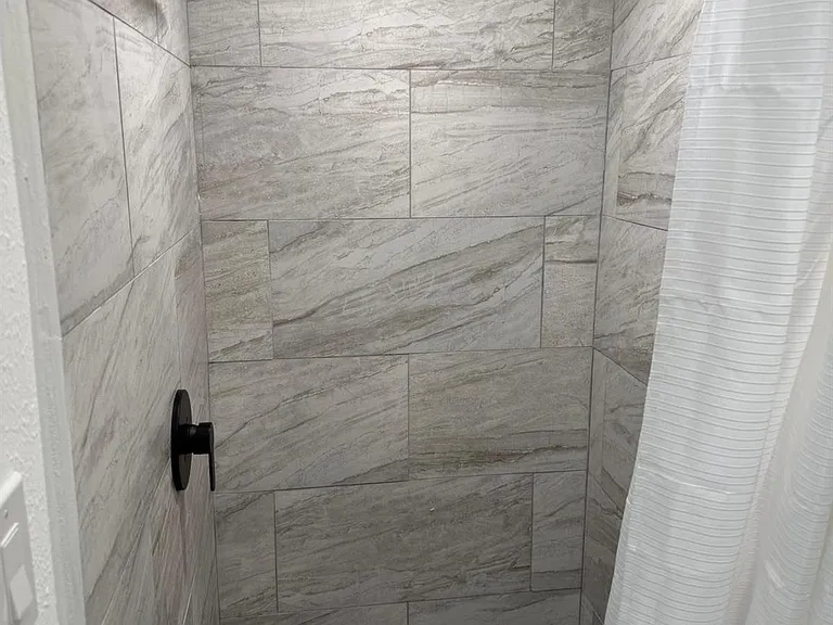 4731 N Cashel Cir — Photo 6
