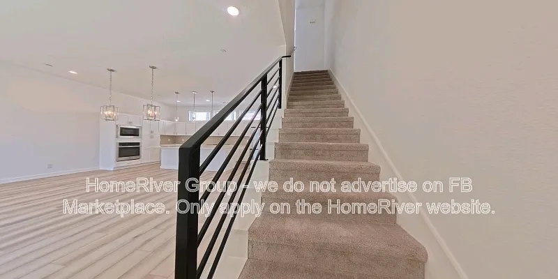 2 bed, 2.5 bath, 1626 sqft, $2,950 — Photo 3