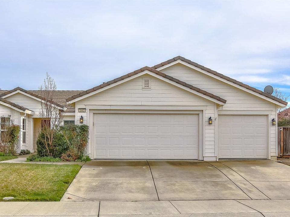 2nd image of 1465 Valley Glen Dr