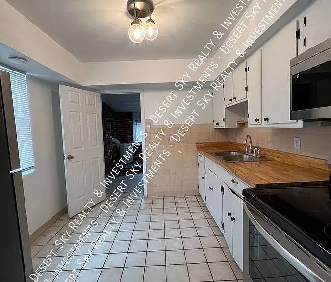 1850 Wade St #1 — Photo 7