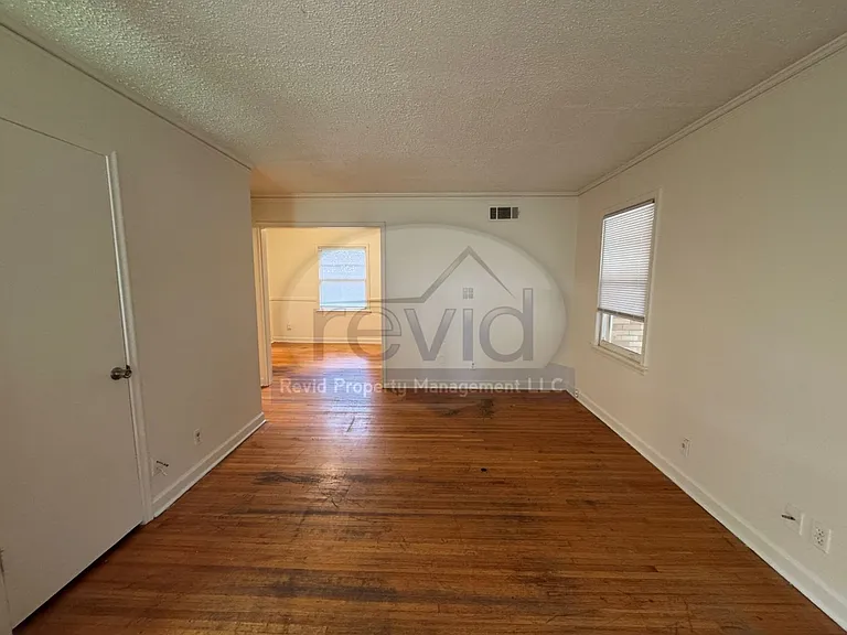 4770 Verne Rd — Photo 3