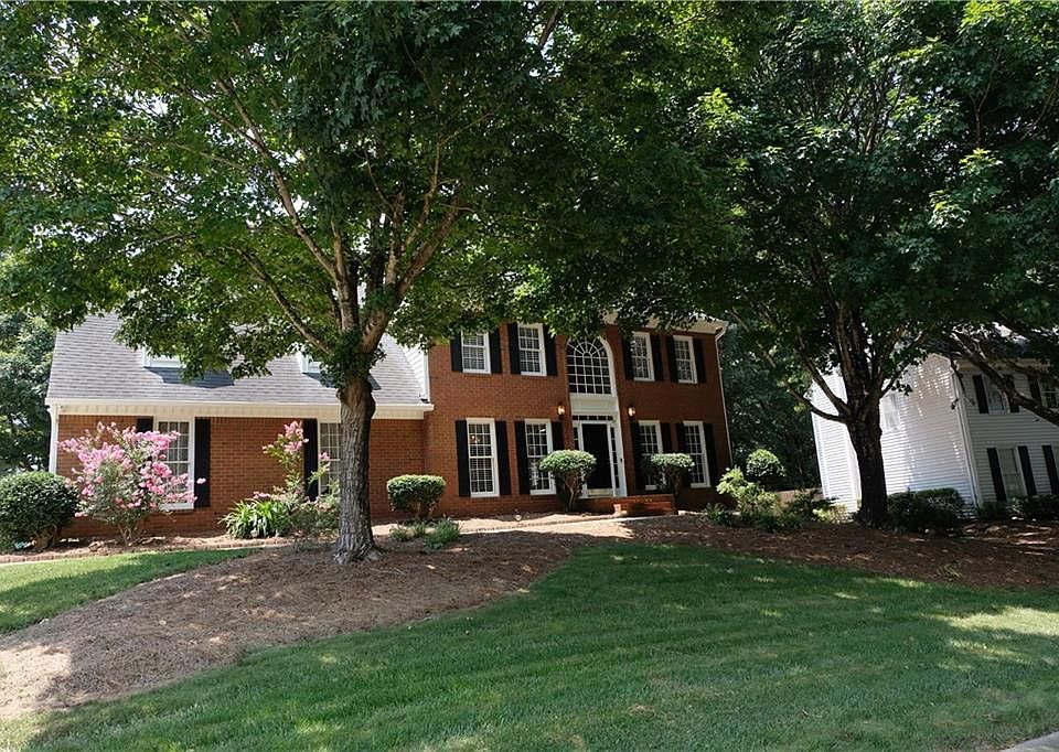 1st image of 2312 Milstead Cir NE
