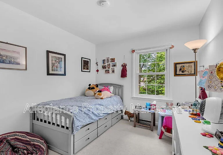 6861 Williamsburg Pond Ct — Photo 21