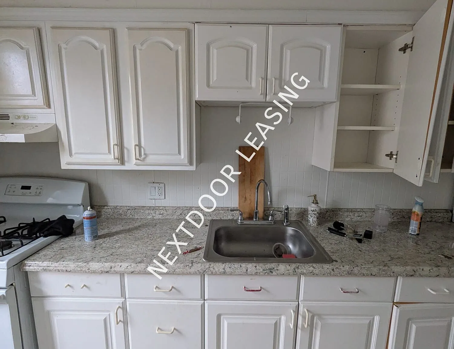 119 Hobart Ave — Photo 3