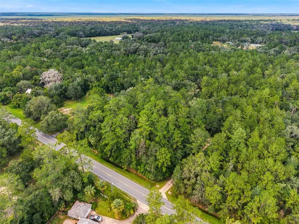 314 HIGHWAY NE, SILVER SPRINGS, FL 34488