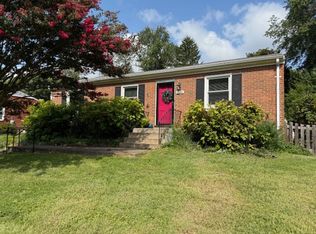 2233 Banbury St, Charlottesville, VA
