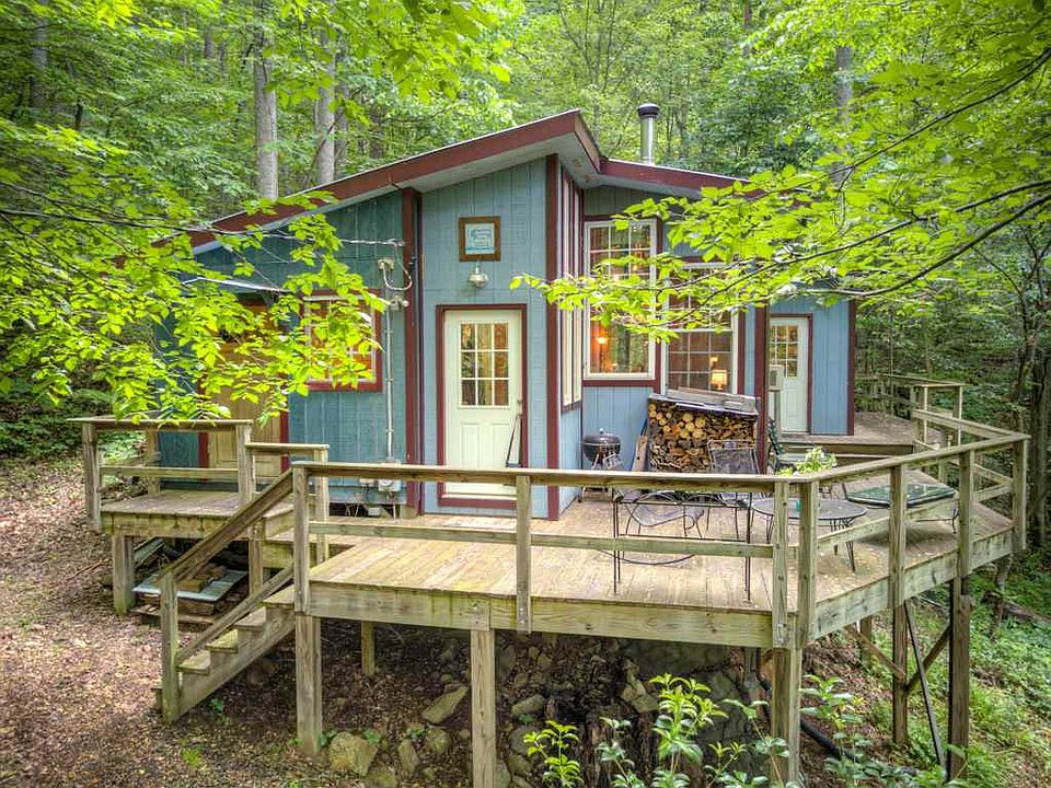 1st image of 710 Windy Knoll Ln