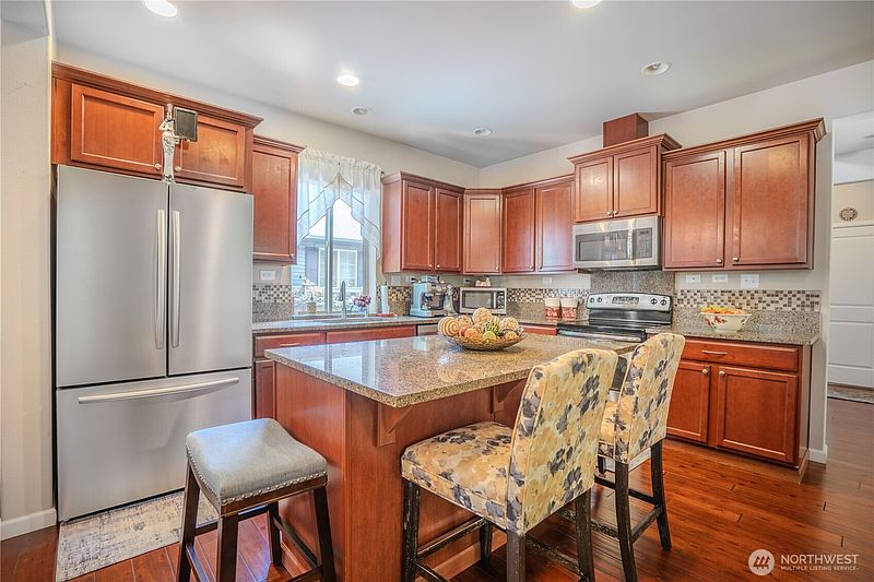 4th image of 1929 65th Avenue SE