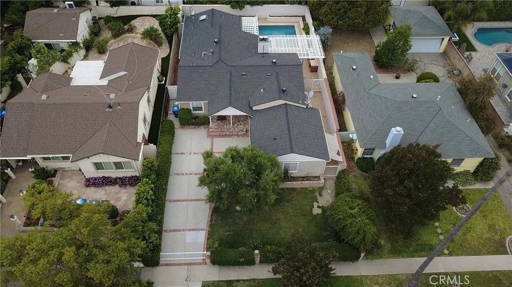 3 bed, 1506 sqft, $5,950 — Photo 3