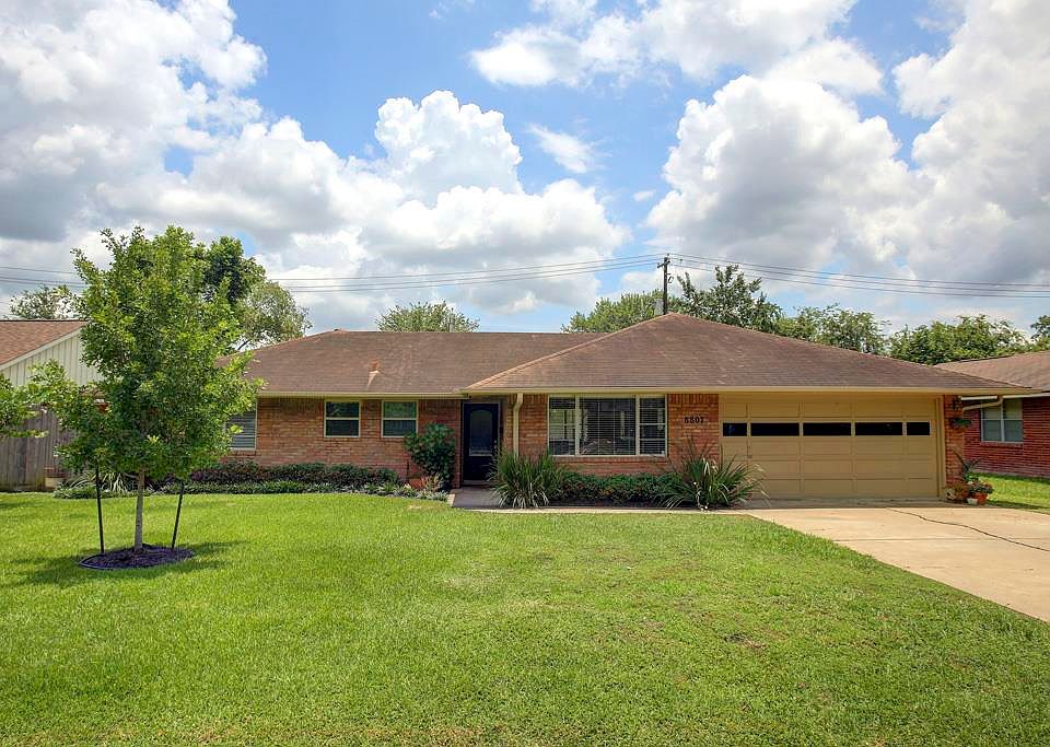 1st image of 8807 Blankenship Dr