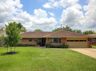 8807 Blankenship Dr, Houston, TX 77080