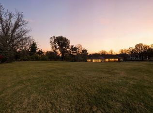 1170 Airdrie Ln, Frankfort, KY 40601