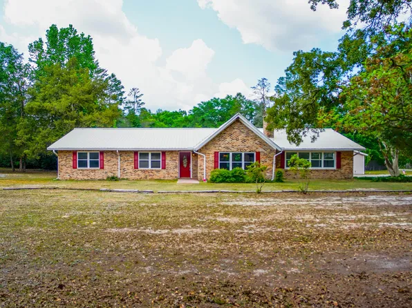 1097 Bob McCaskill Dr, Defuniak Springs, FL 32433