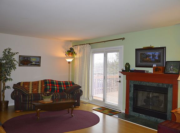 3rd image of 1285 Karyn Ln