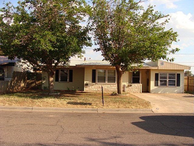 1st image of 3909 Gaston Dr