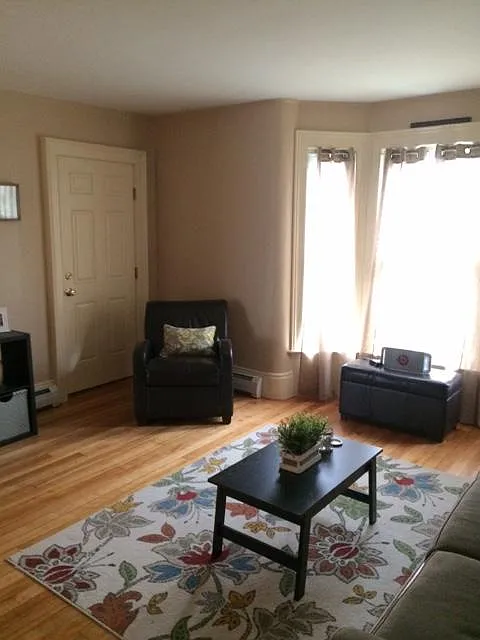2 bed, $1,900 — Photo 4