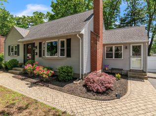 34 Dale Rd, Enfield, CT 06082