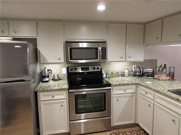 3rd image of 3315 W William Cannon Dr #A