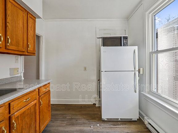 5th image of 803-805 Woodland Way Way #803B