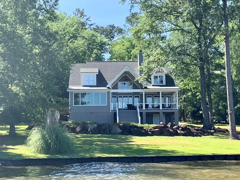 1st image of 102 Bass Ln