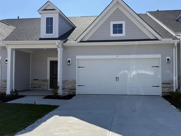 5 Reames Ct, Greenville, SC 29611
