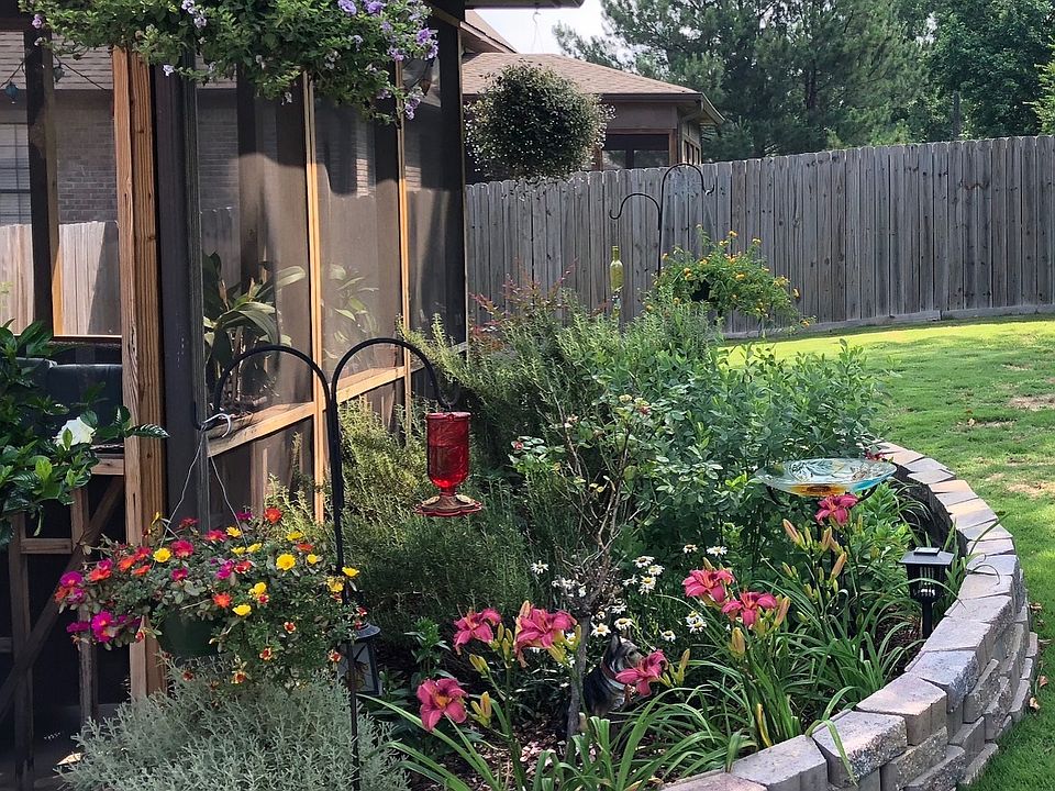 2nd image of 9483 Ambrose Ln