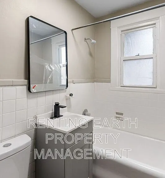 8212 Toddy Ave — Photo 5