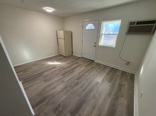 2401 Vine St #10, New Castle, IN 47362