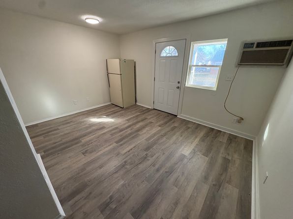 2401 Vine St #10