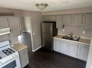 390 10th Ave #2, Marion, IA 52302