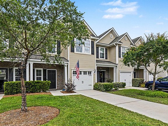 4th image of 1064 Bennington Dr