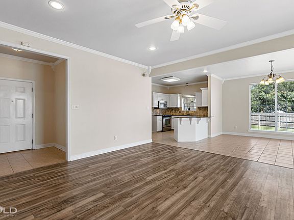 5th image of 6103 Richmond Dr