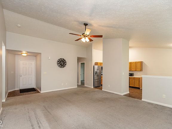 4th image of 6120 Glebe Dr