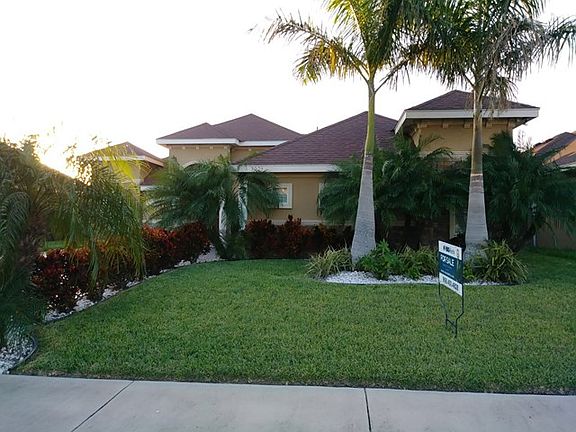2nd image of 5005 N Cypress St