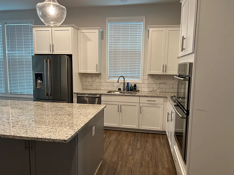 3423 Montague St — Photo 9
