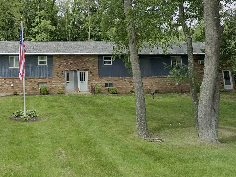 1347 E Nimisila Rd — Photo 10