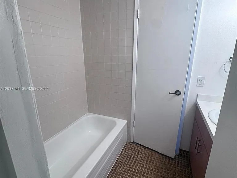 820 NW 87th Ave #201 — Photo 19