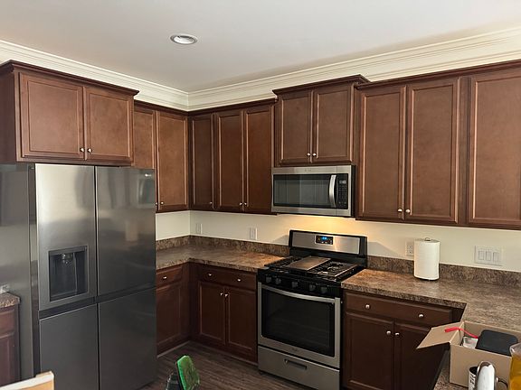 4th image of 205 Saint Michael Dr