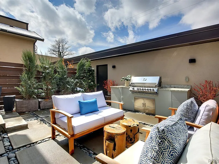427 Milwaukee St — Photo 38