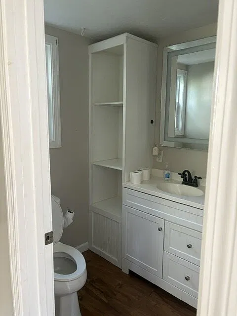 3 bed, 1.0 bath, 992 sqft, $2,500 — Photo 4