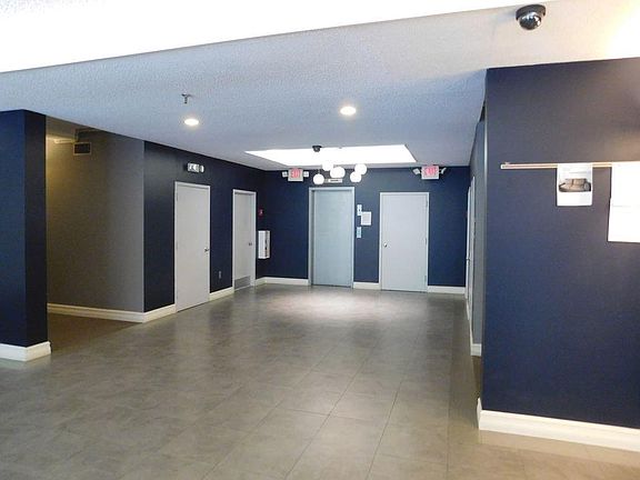 5th image of 142 Main St APT 3-F