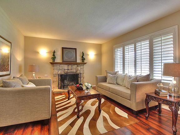 5th image of 7275 Middlebury Way