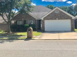 2682 Newtons Crest Cir, Snellville, GA 30078
